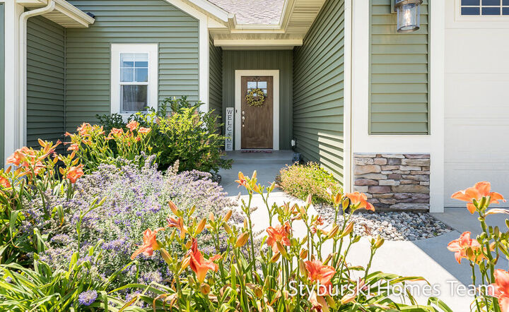 Property Photo: 9381 Shoreway Drive MI 49460