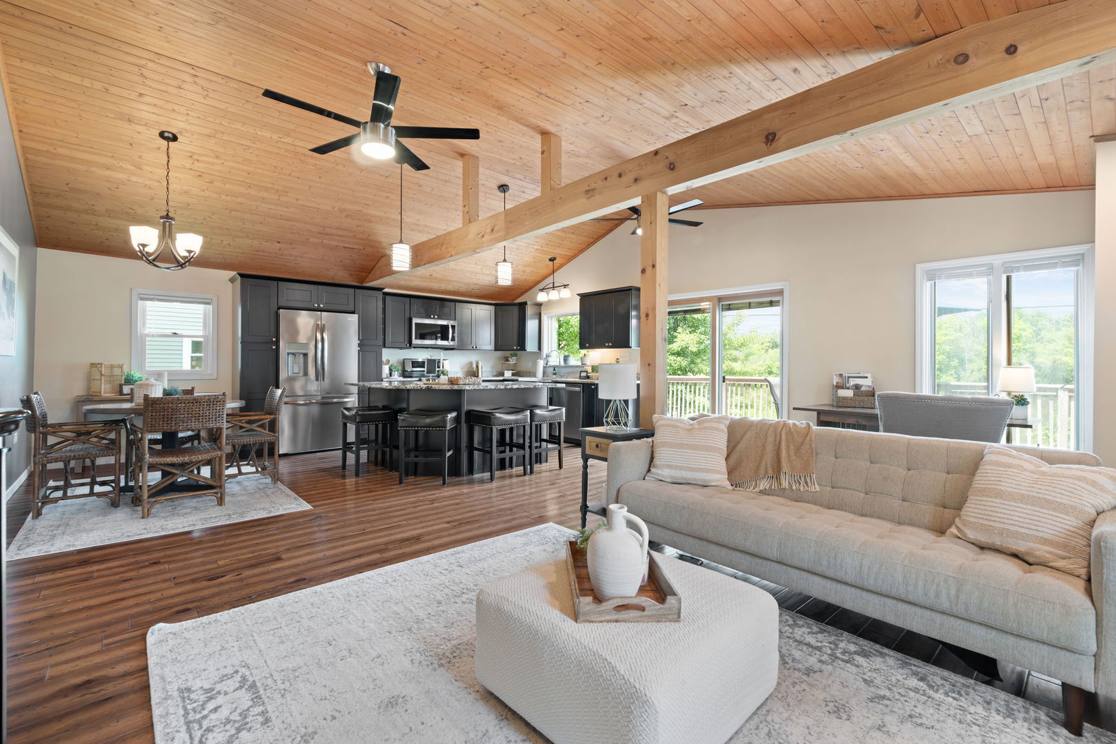 Property Photo:  35W493 Riverside Drive  IL 60174 