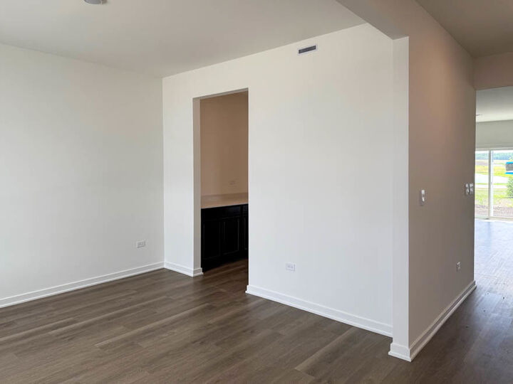 Property Photo: 2459 Scribe Street IL 60543