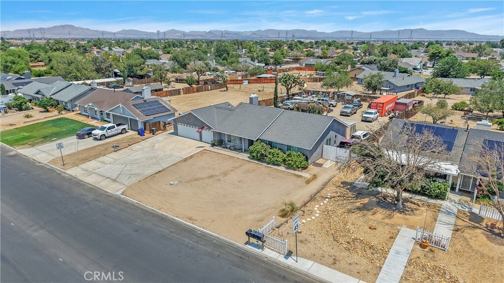 Property Photo: 11347 Topaz Road CA 92392