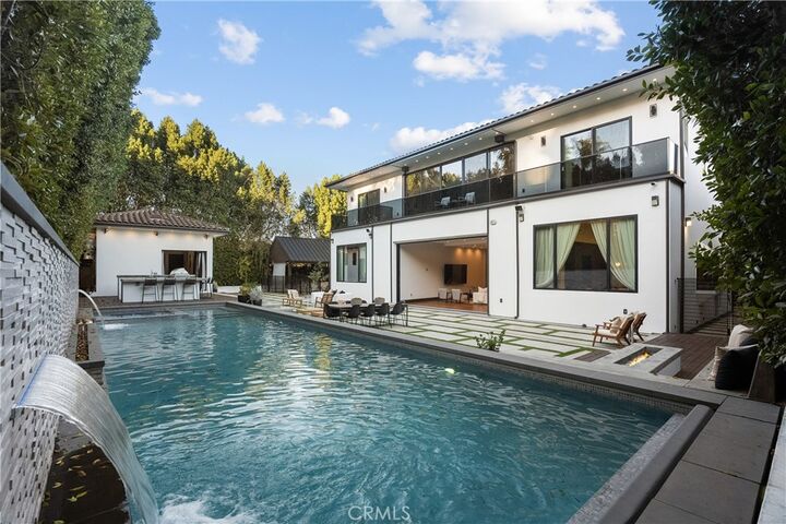 Property Photo: 5535 Shirley Avenue CA 91356