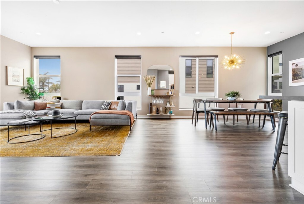 Property Photo:  1660 Pomona Avenue  CA 92627 