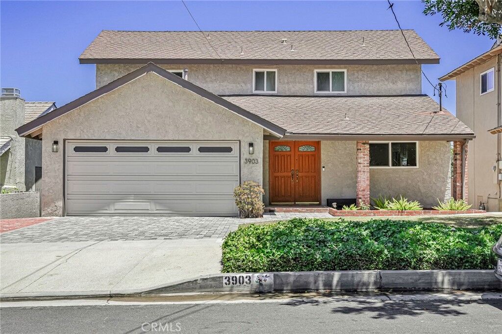Property Photo:  3903 Bluff Street  CA 90505 