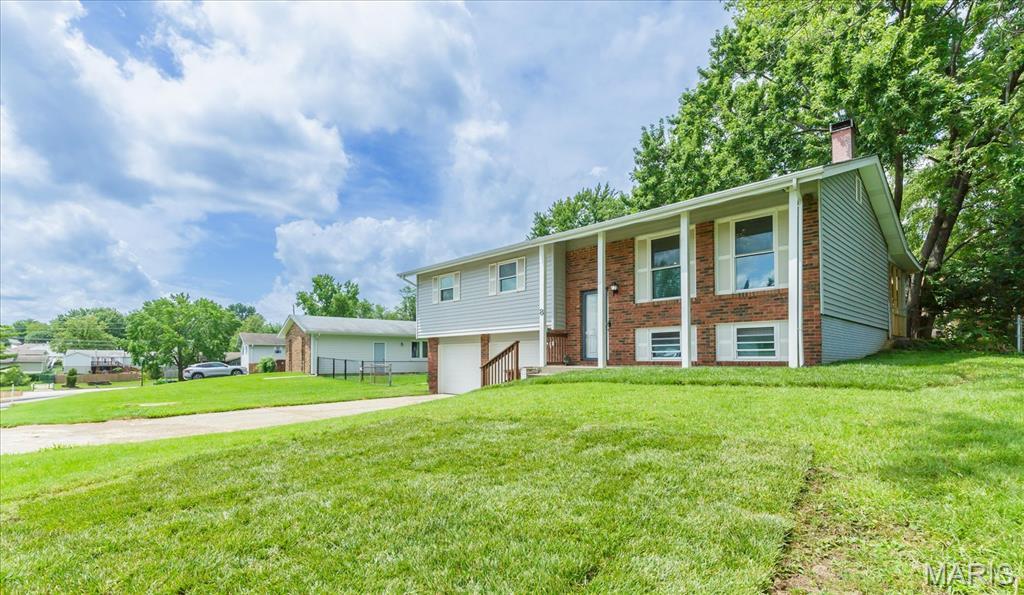 Property Photo: 8 Wisteria Way MO 63376