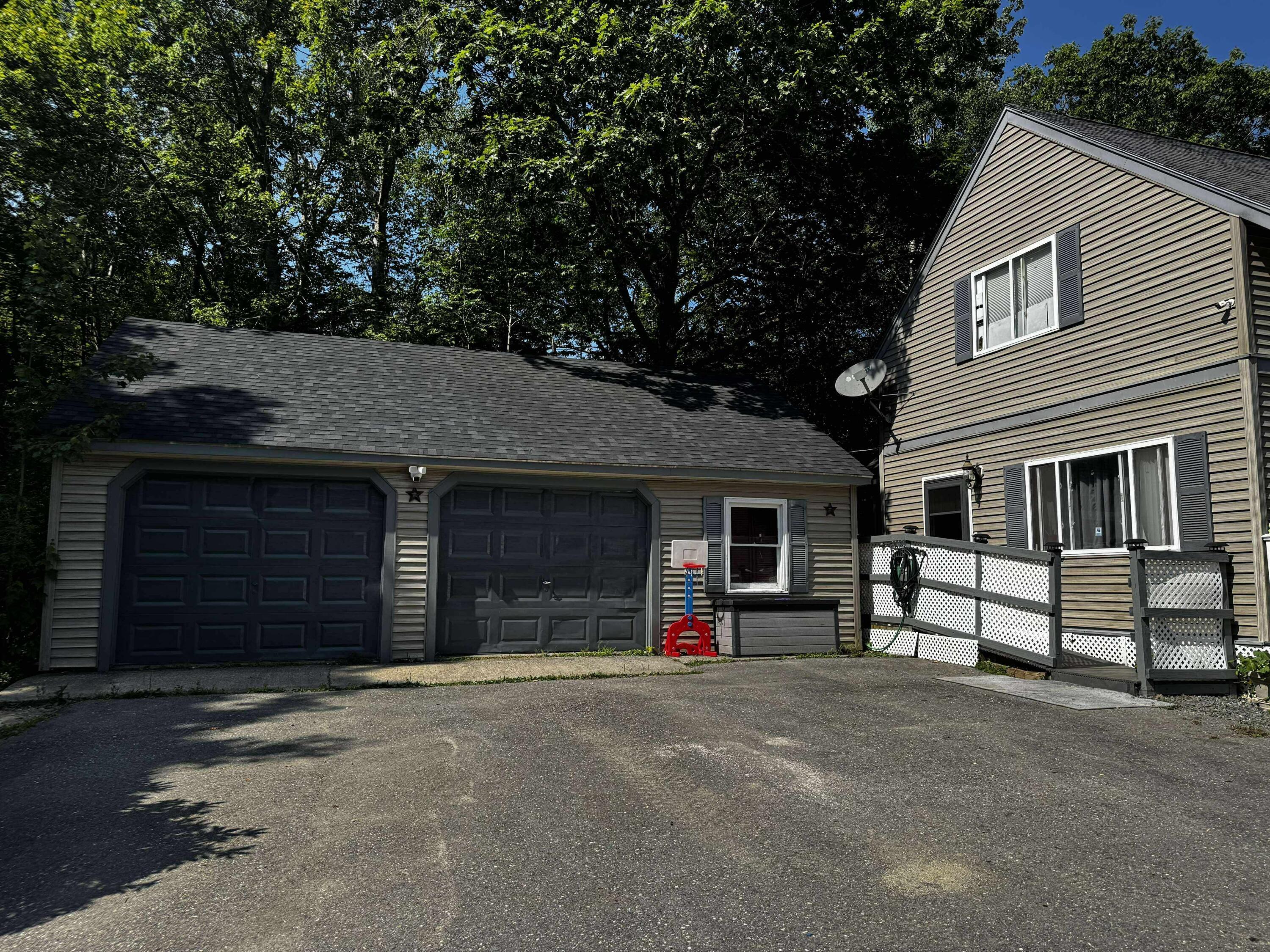 Property Photo:  104 N Bend Road  ME 04605 
