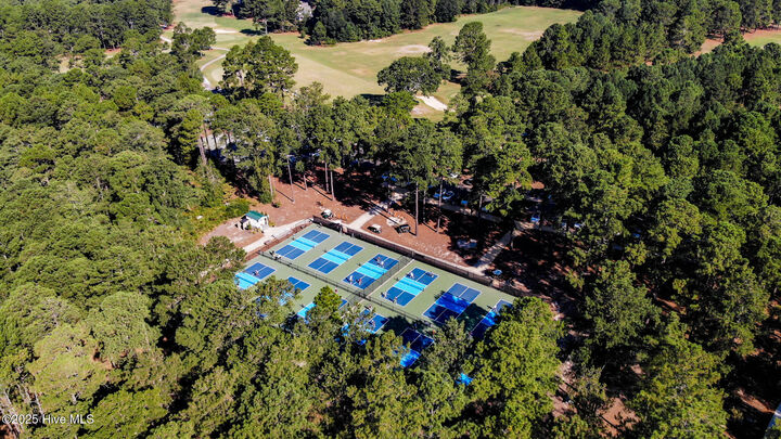 Property Photo:  111 Lamplighter Village Drive  NC 28374 