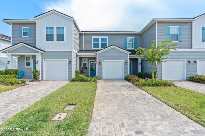 Property Photo:  44 Pinebury Ln  FL 32092 