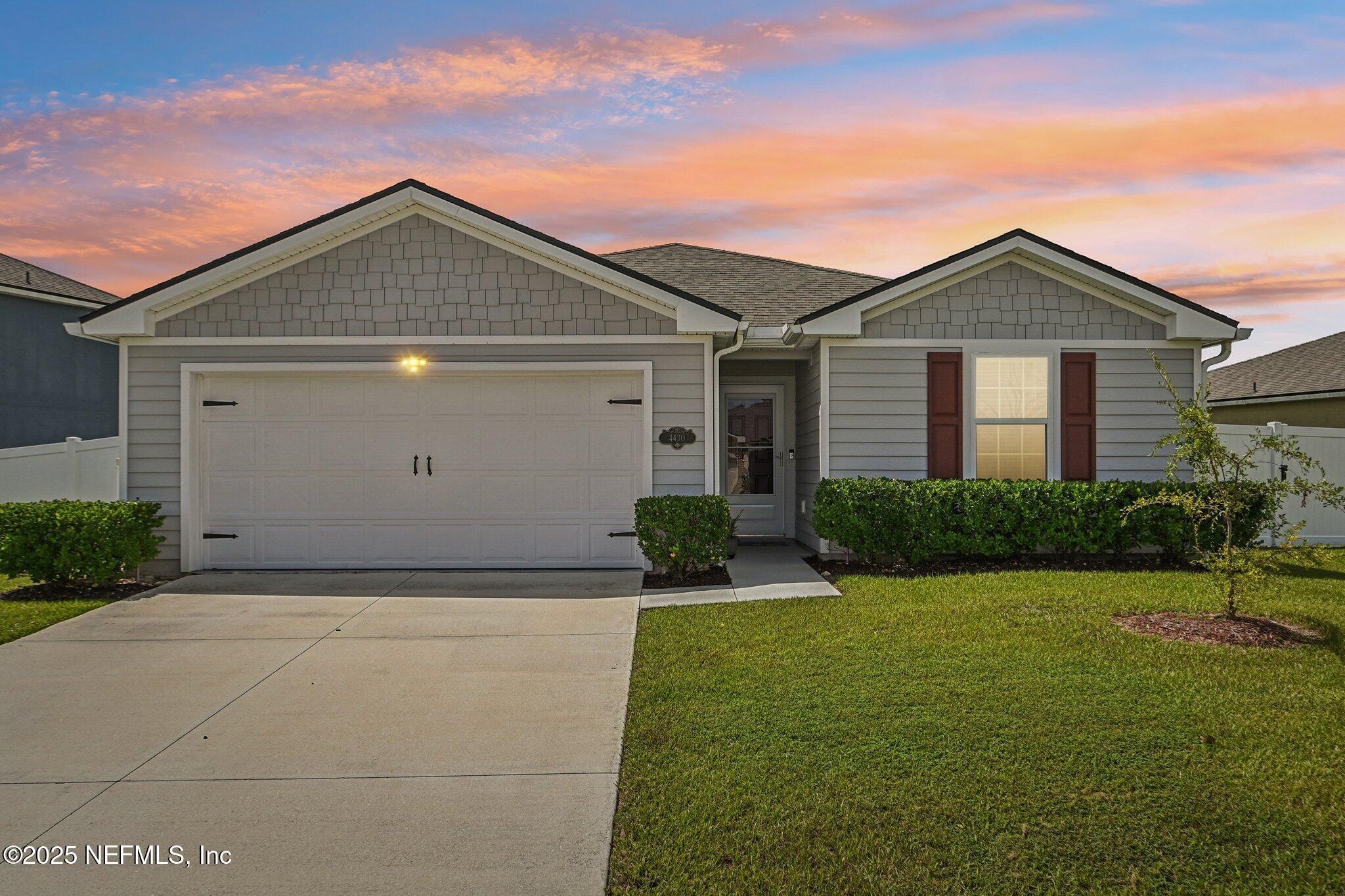 Property Photo: 4430 Warm Springs Way FL 32068