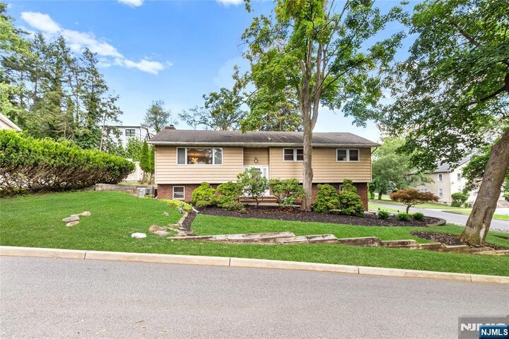 Property Photo: 18 Ruth Lane NJ 07627