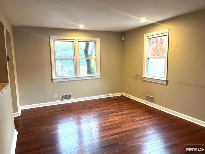 Property Photo: 162 Union Place NJ 07660