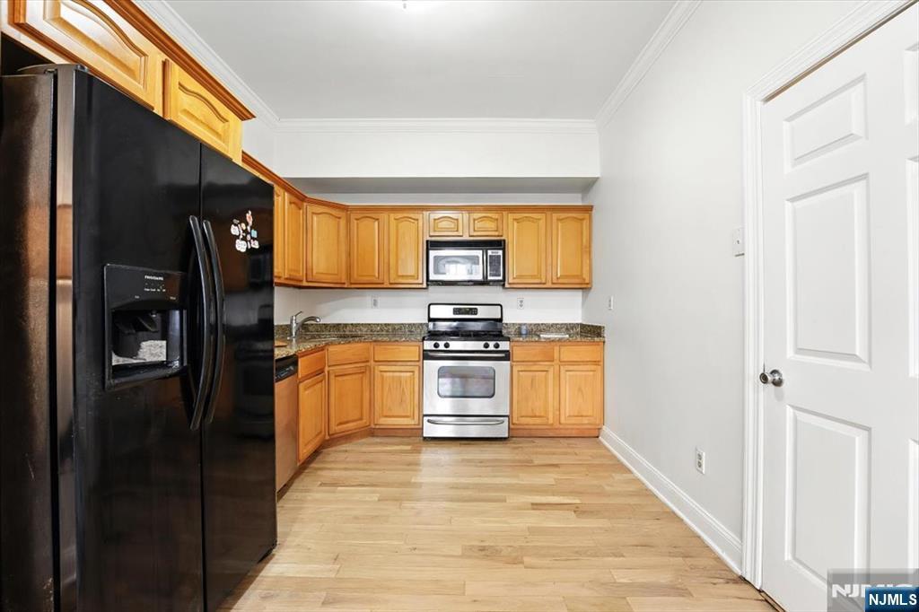 Property Photo: 85 Broadway 1E NJ 07306