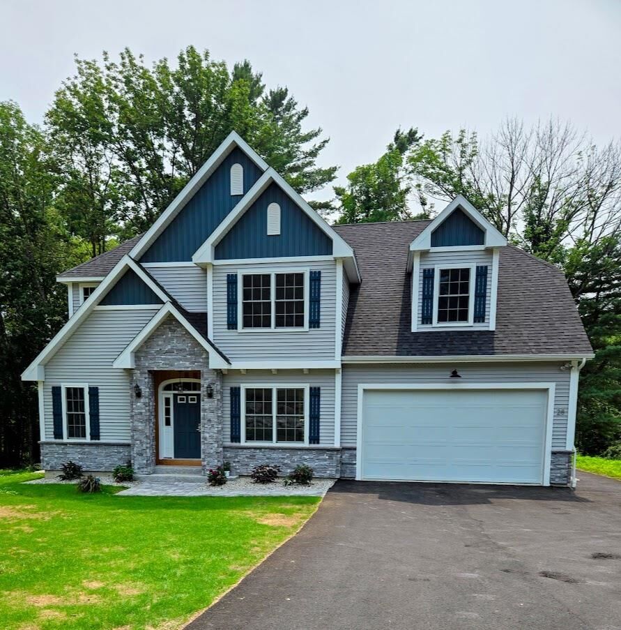 Property Photo:  28 Auburn Road  NH 03106 