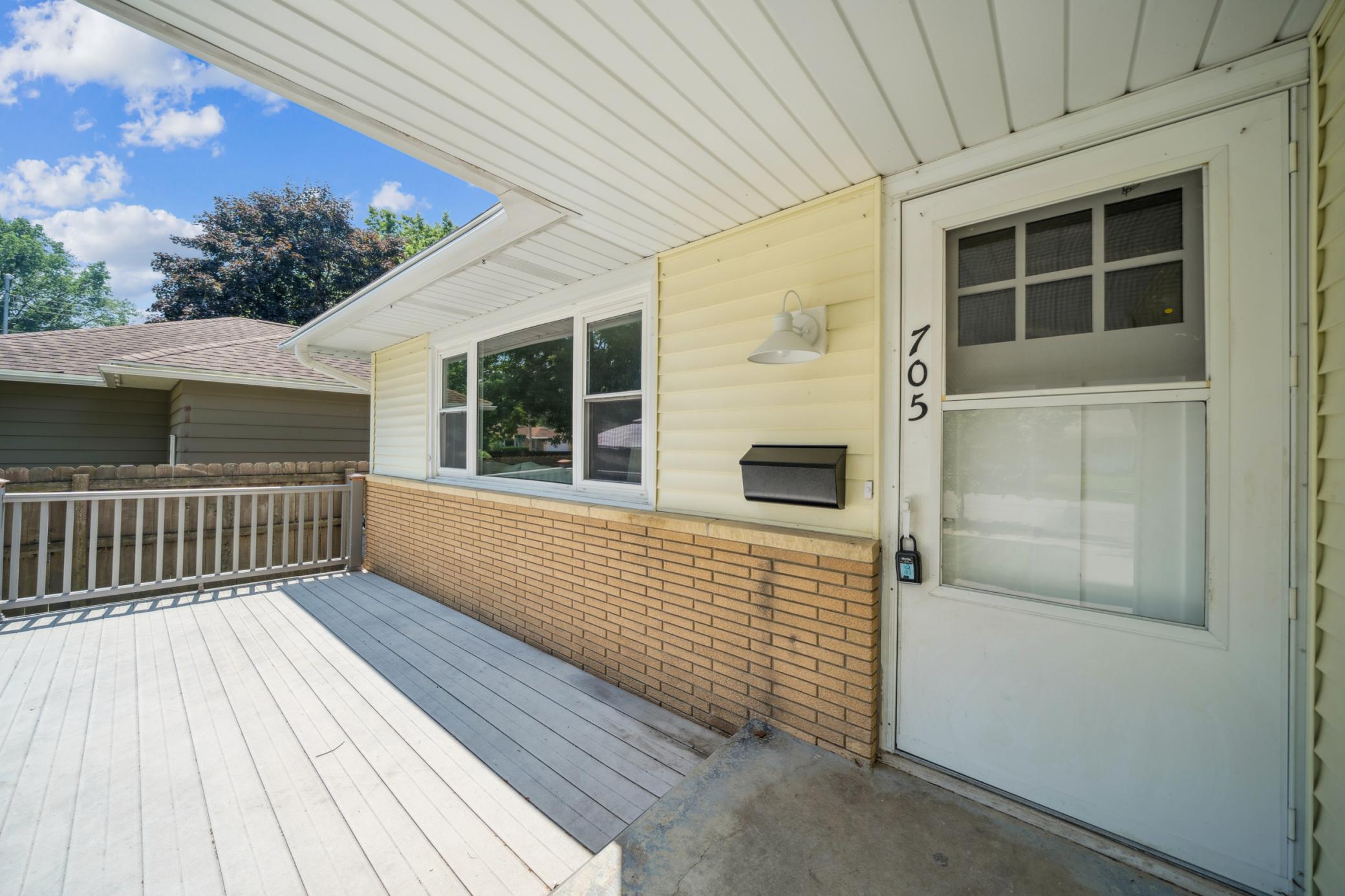 Property Photo: 705 16th Avenue NE MN 55906