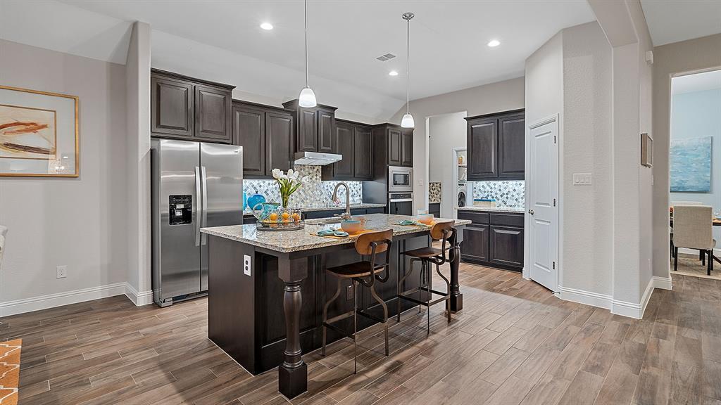Property Photo: 1514 Washington Street TX 76063