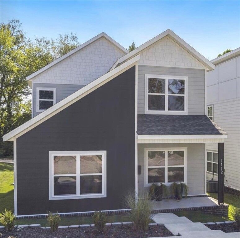 Property Photo:  1112 S Dunn Avenue  AR 72701 