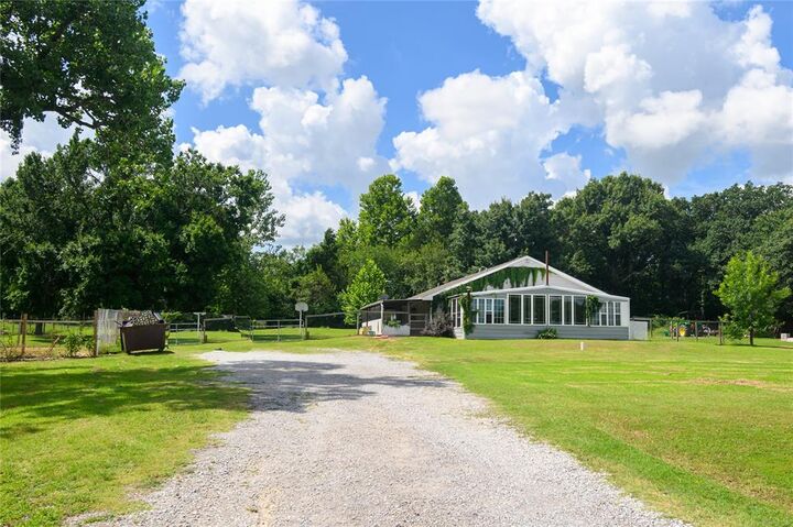 44783 Whispering Oaks Drive  Shawnee OK 74804 photo