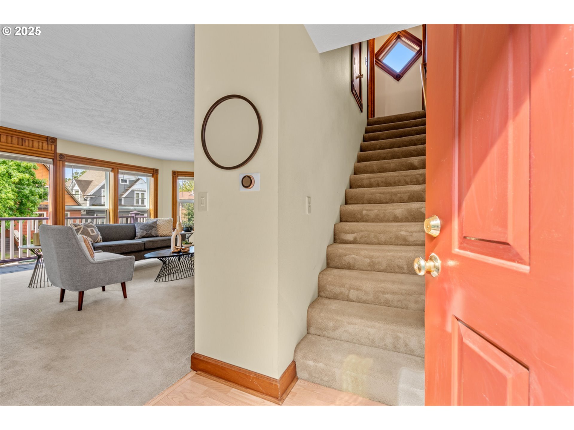 Property Photo:  3147 SE Belmont St  OR 97214 