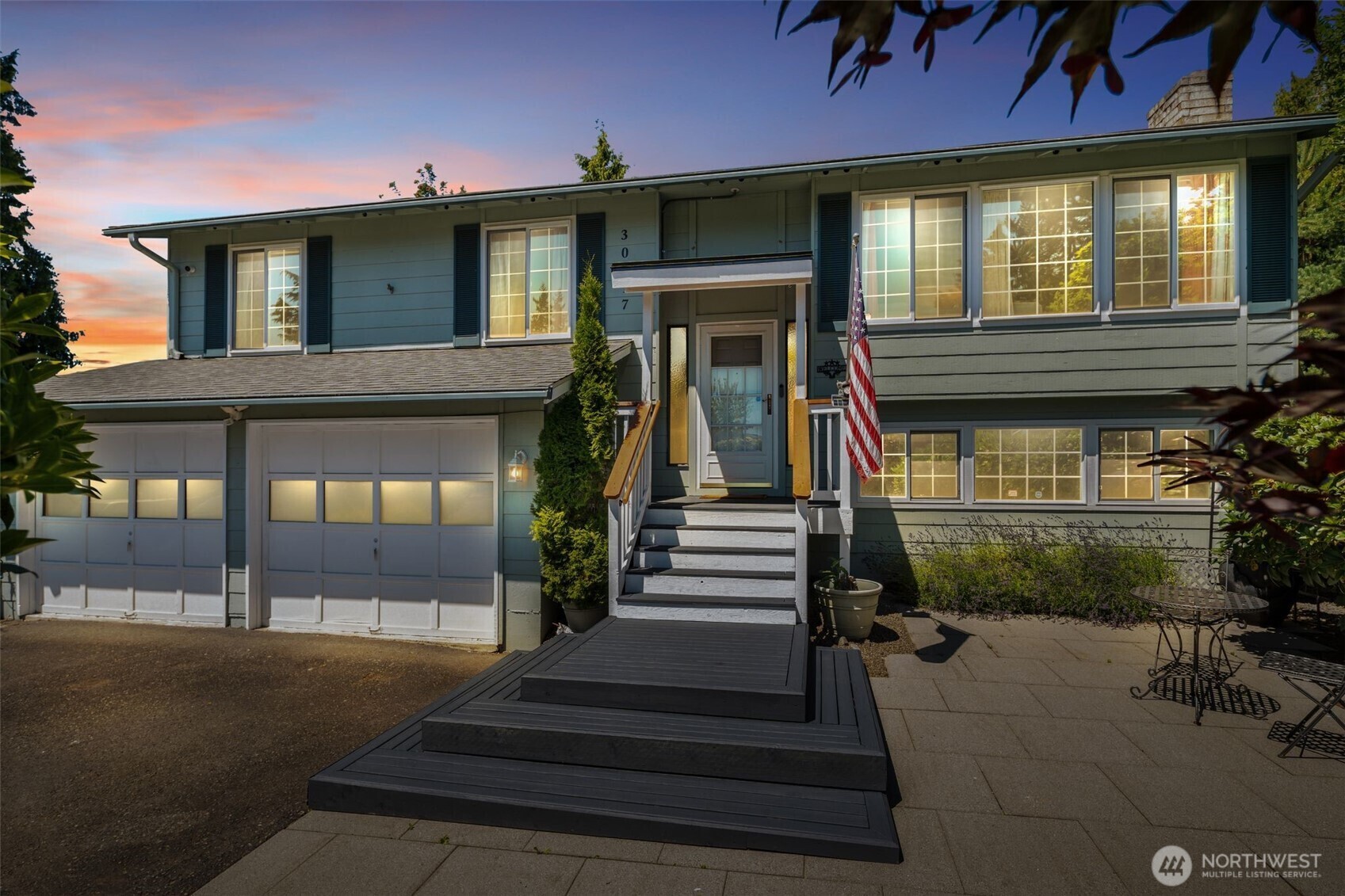 Property Photo:  30017  42nd Pl  S  WA 98001 