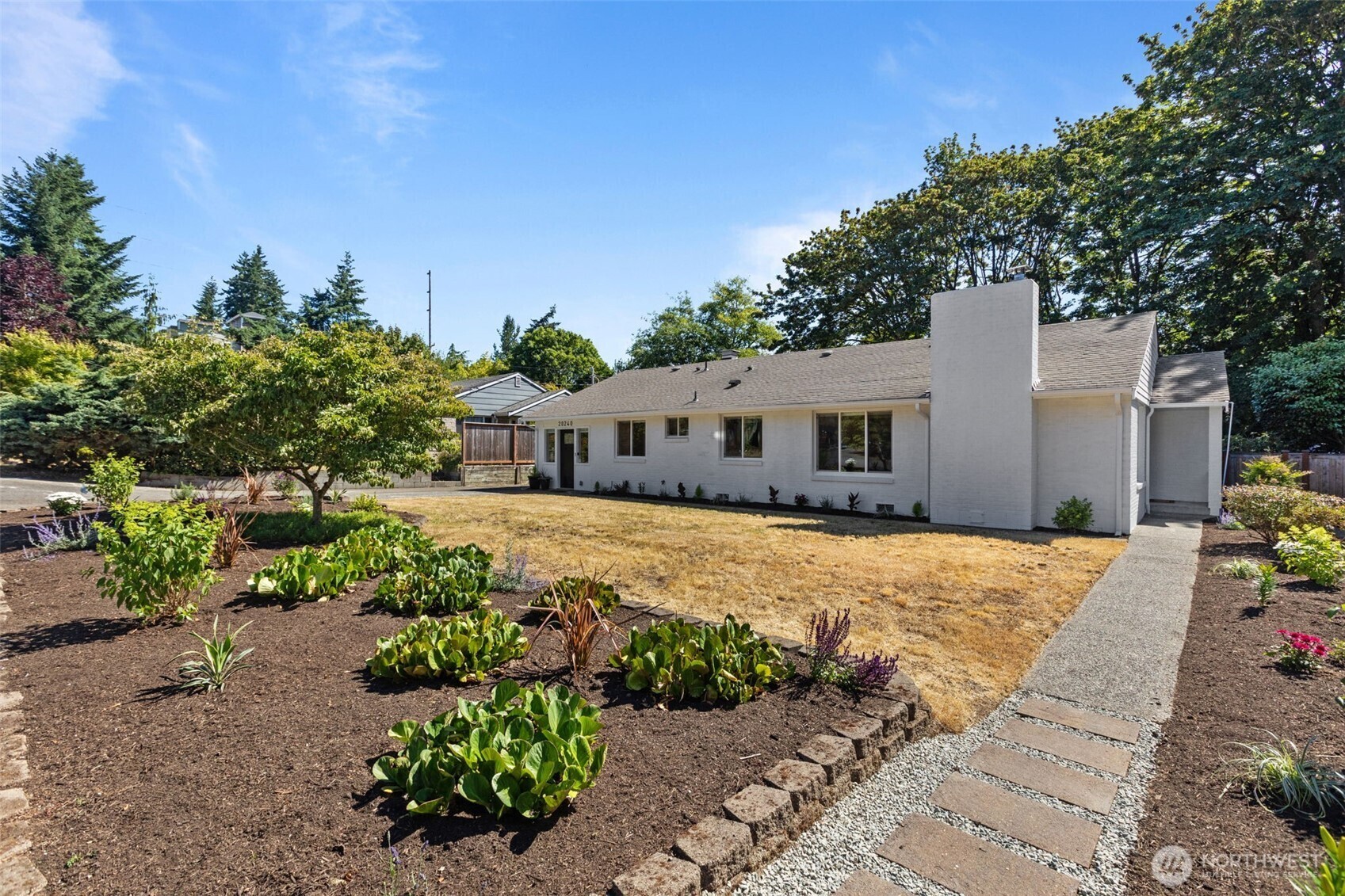 Property Photo:  20240  20th Place NE  WA 98155 