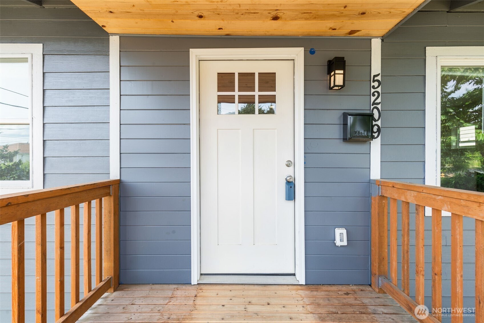 Property Photo: 5209 S Dawson Street WA 98118
