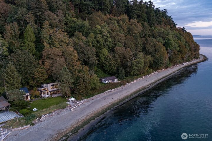 Property Photo:  7683  Maxwelton Road  WA 98236 