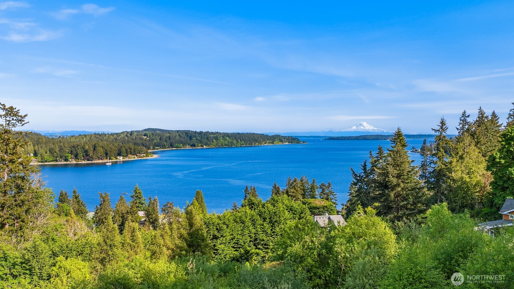 Property Photo:  6715 NE Dapple Court  WA 98110 