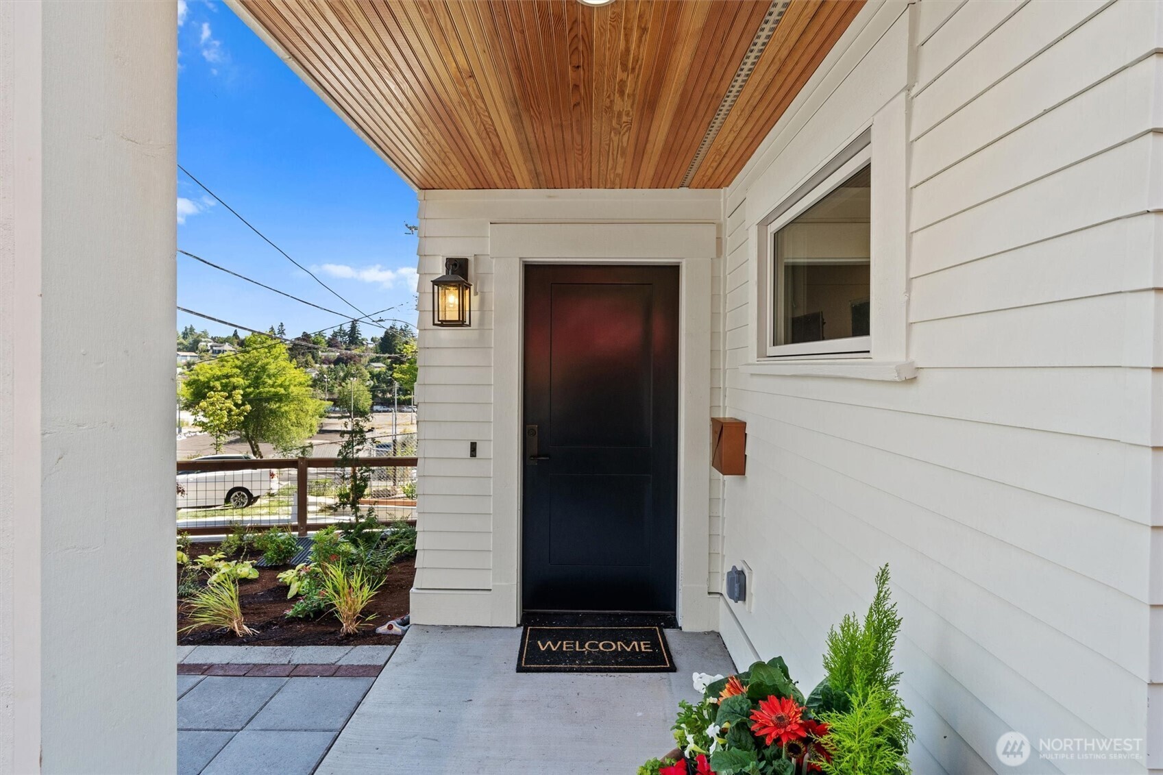 Property Photo: 4402 Letitia Avenue S WA 98118