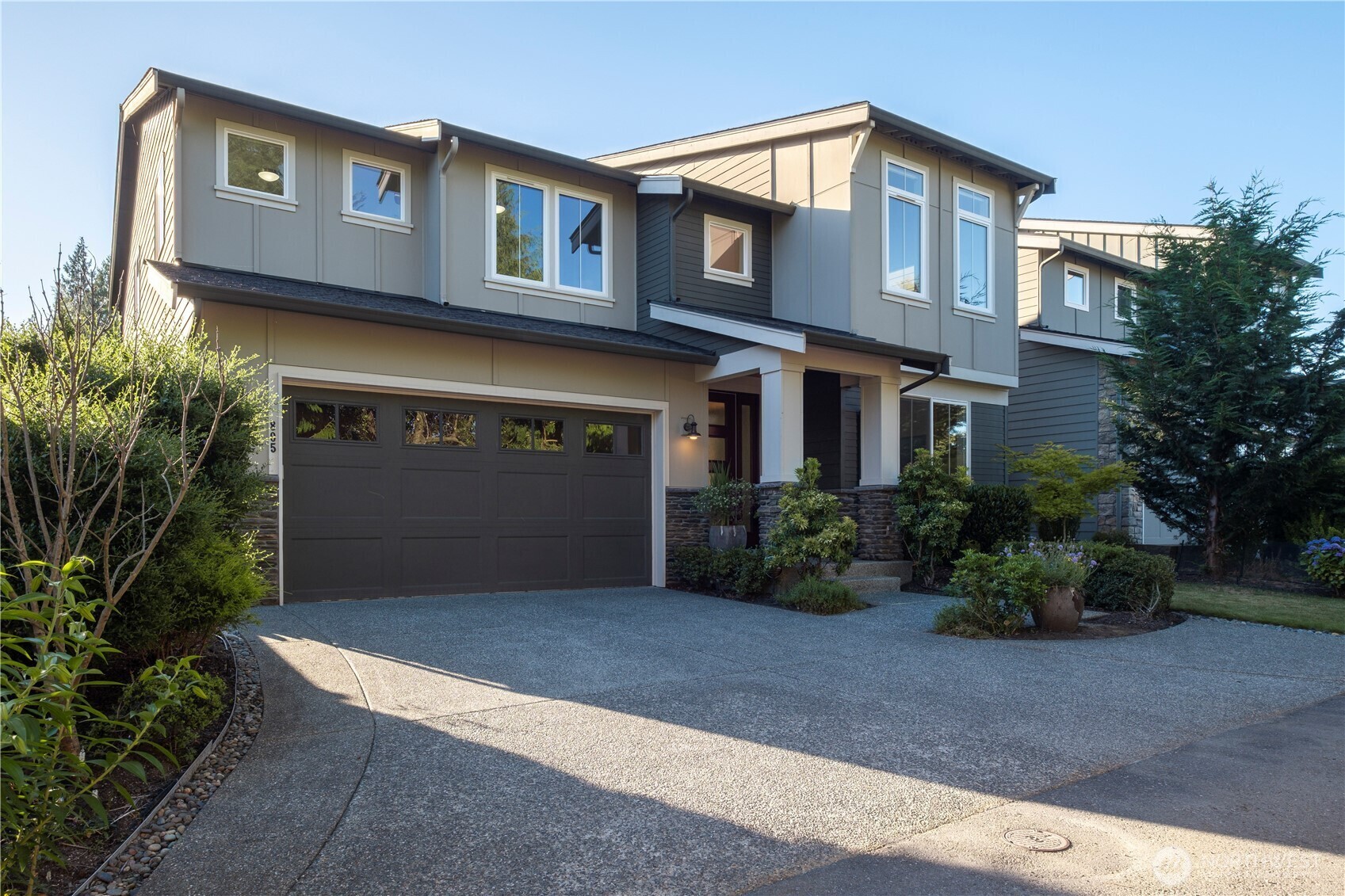 Property Photo:  805  156th Place SW  WA 98087 