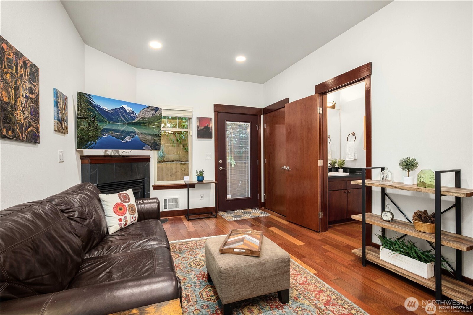 Property Photo: 1835 24th Avenue B WA 98122