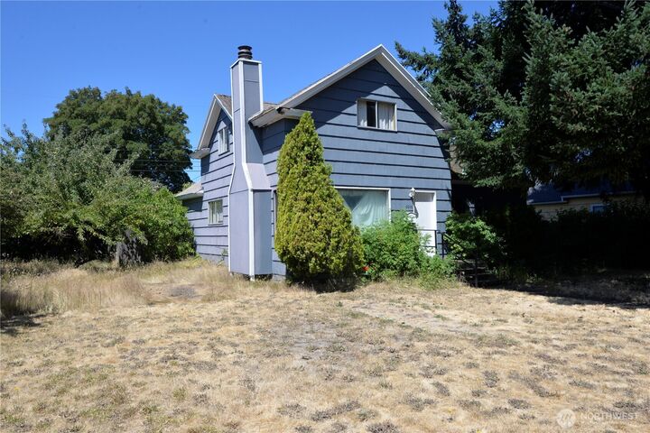 Property Photo:  6010 S Alder Street  WA 98409 