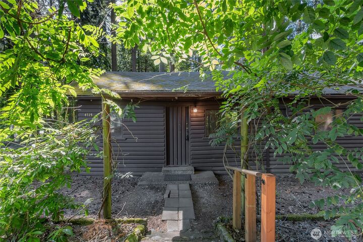 Property Photo:  4715 NE Boston Harbor Road  WA 98506 