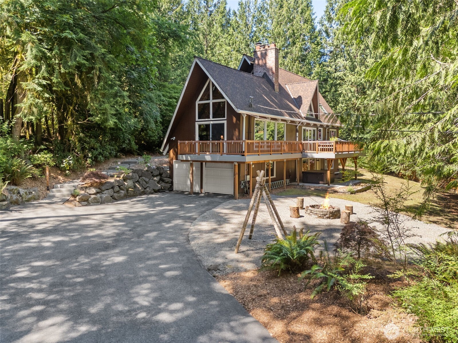 Property Photo:  25832 SE 152 Street  WA 98027 