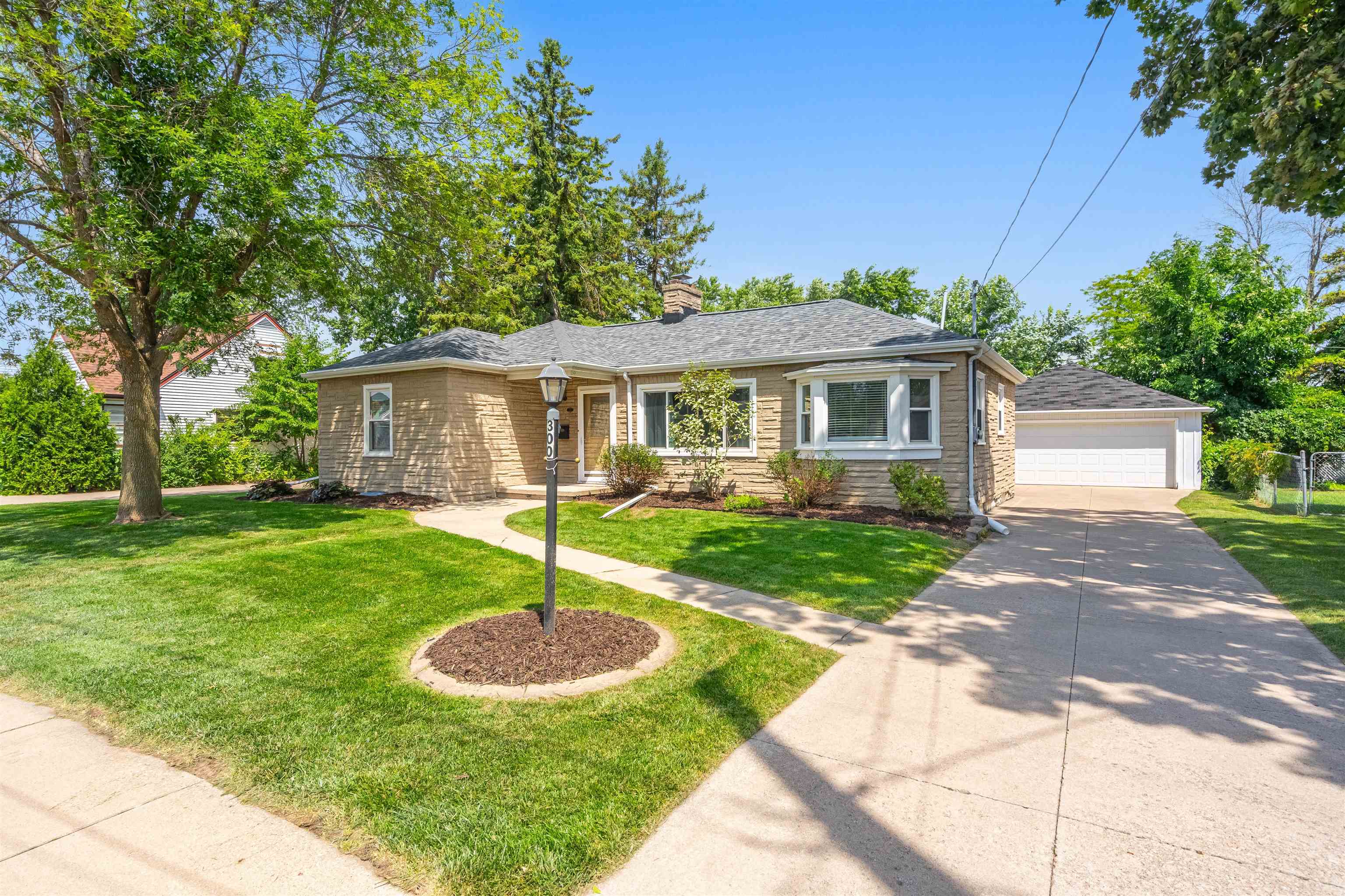 Property Photo:  300 E 15th Street  WI 54130-3312 