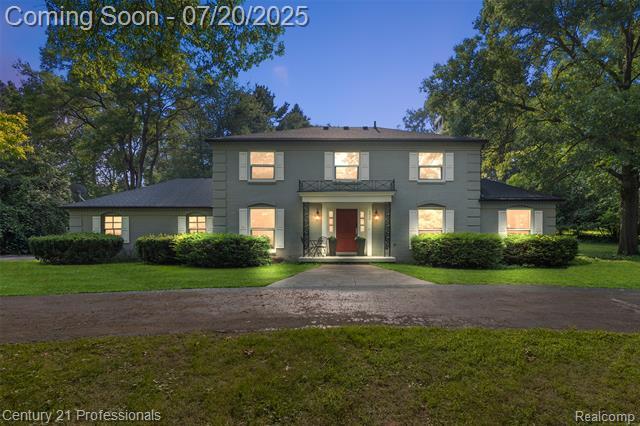 Property Photo:  5420 Lahser Road  MI 48302 