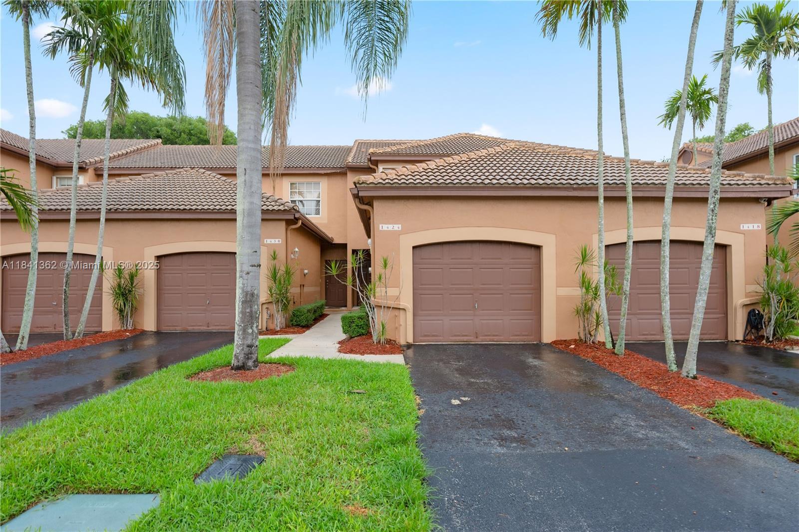 1424 Barcelona Way 5-23  Weston FL 33327 photo