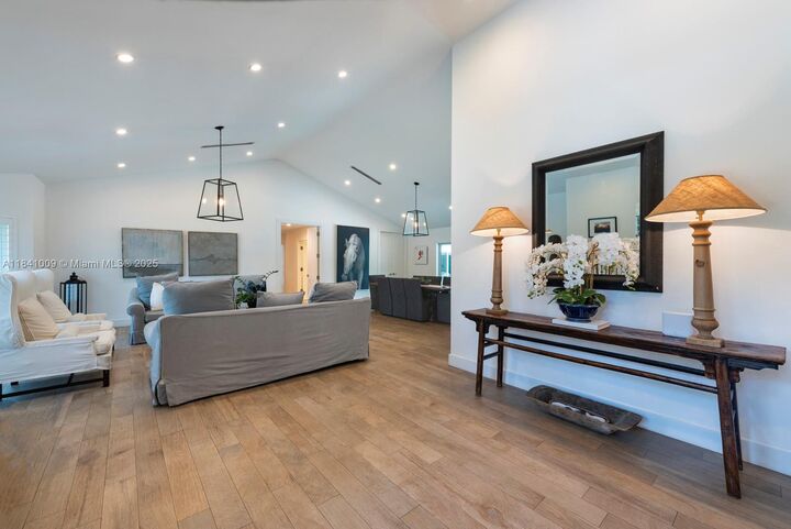 Property Photo: 15503 SW 74th Pl FL 33157