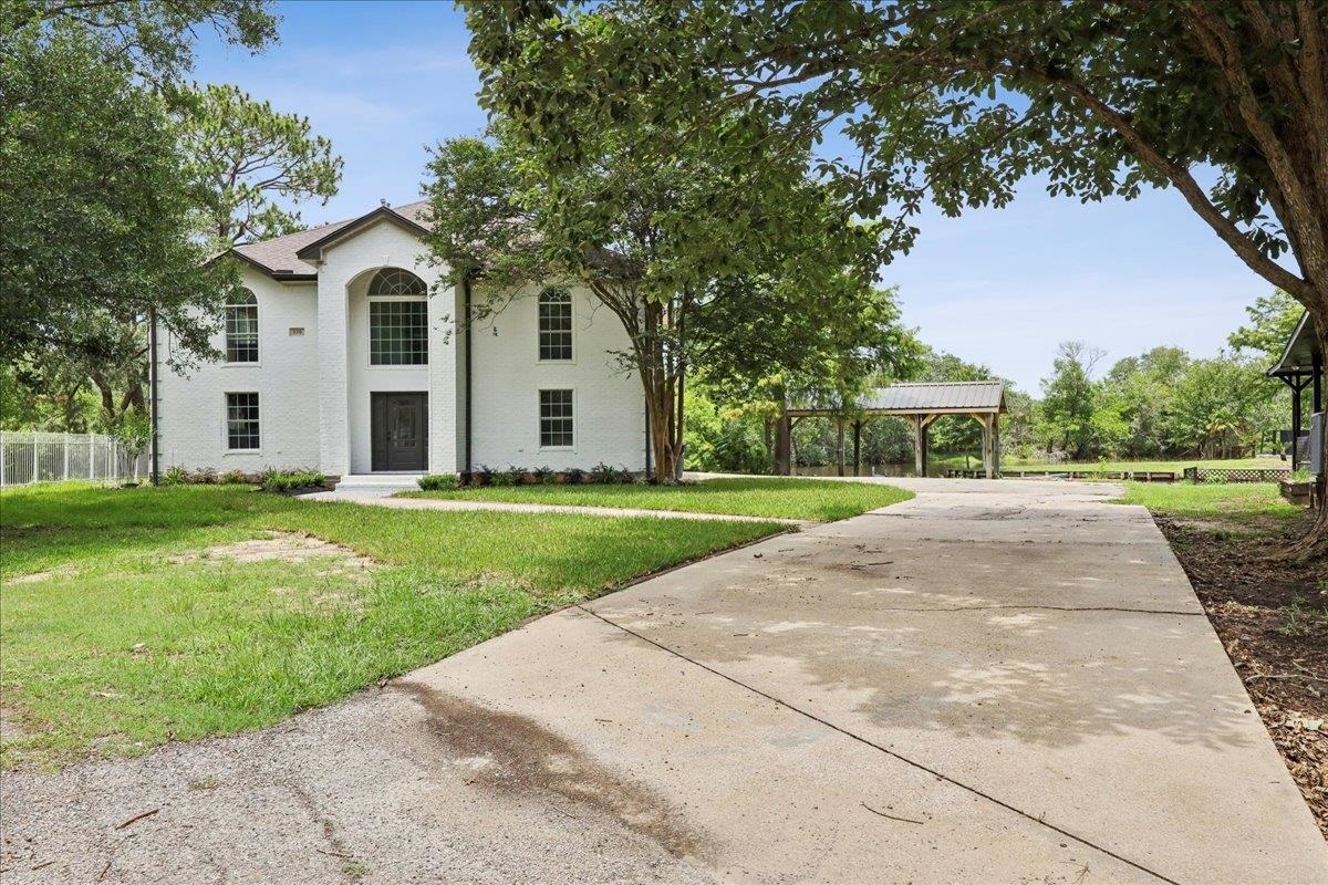 Property Photo: 320 Farm Rd. TX 77611