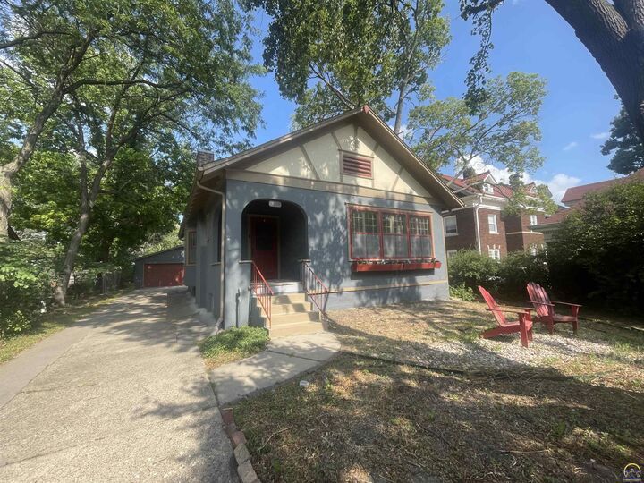 1216 West St  Emporia KS 66801-4204 photo