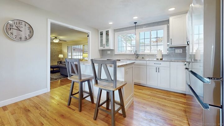 Property Photo: 347 Shingle Hill Road CT 06516