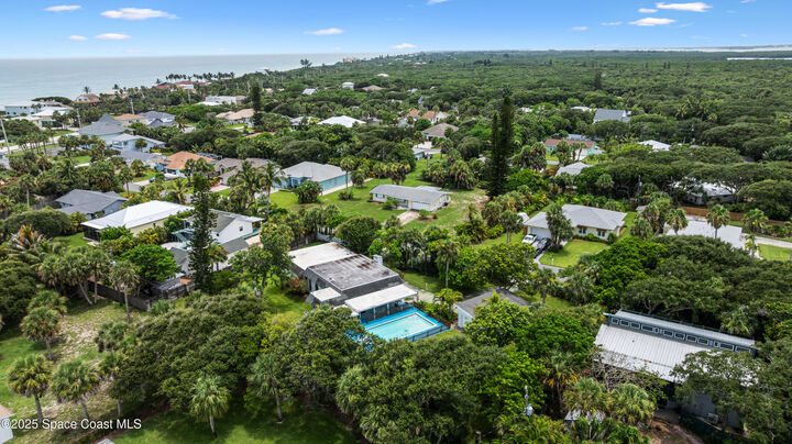 Property Photo:  180 Ibis Drive  FL 32951 