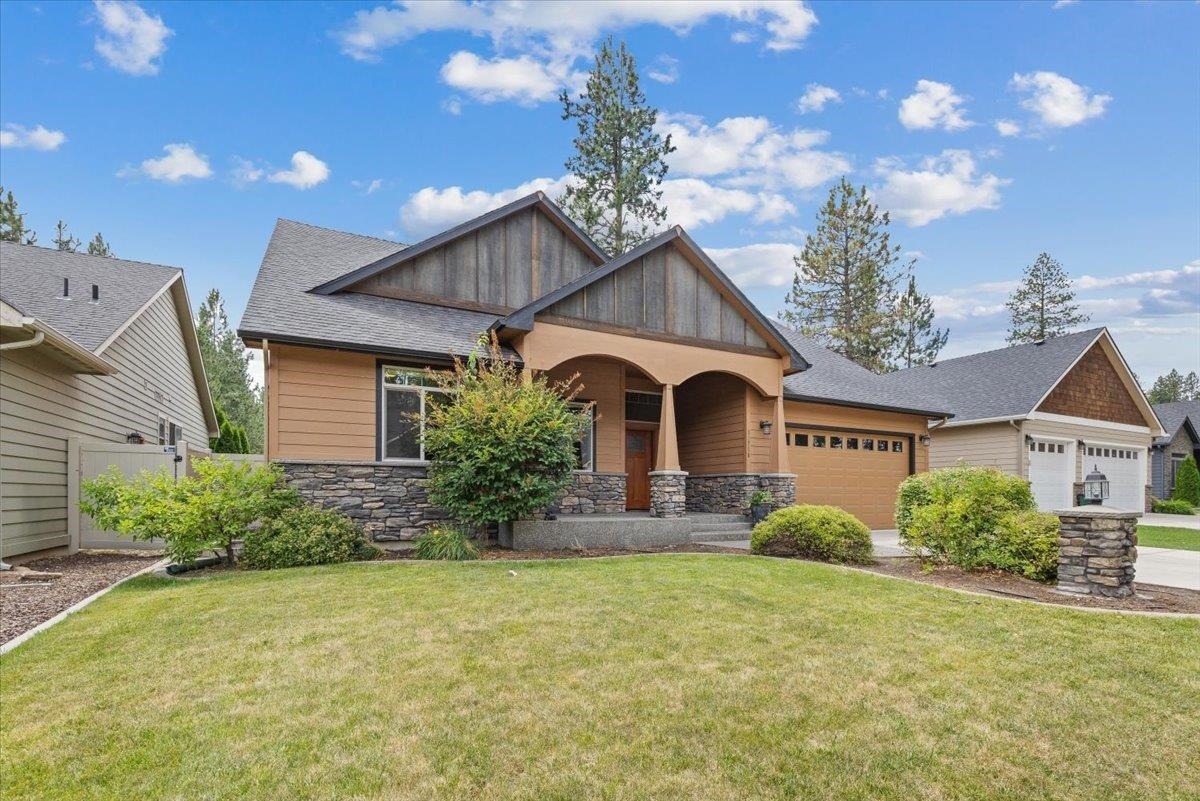 Property Photo:  10718 E 39th Ln  WA 99206 