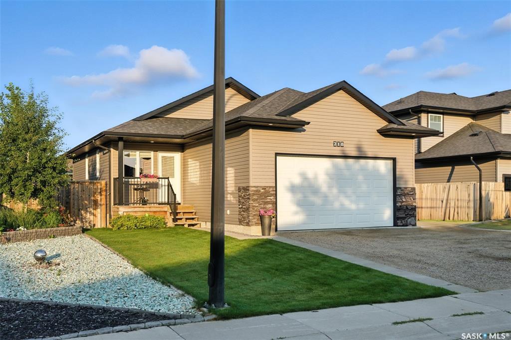 Property Photo:  218 McCallum Way  SK S7R 0H7 