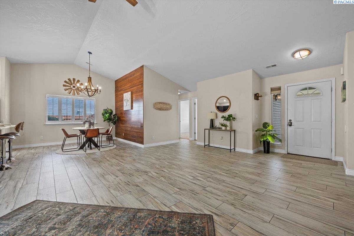 Property Photo: 9815 Chelan Ct. WA 99301