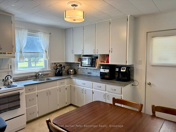 Property Photo: 268 3rd Avenue SE ON N0G 1L0