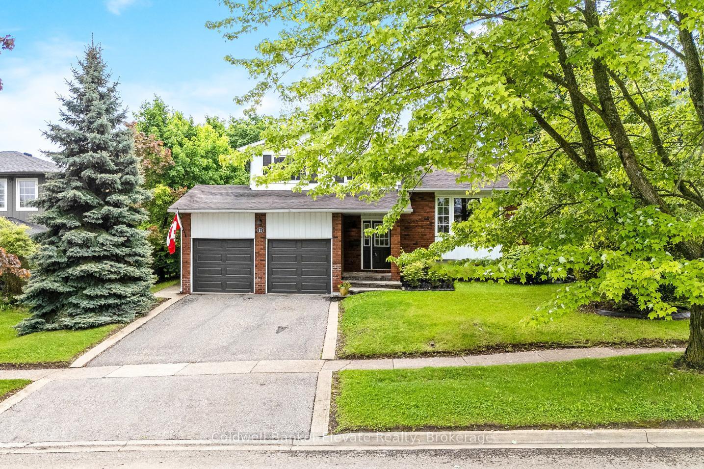 Photo de la propriété: 11 Hillside Drive ON L7G 4W2