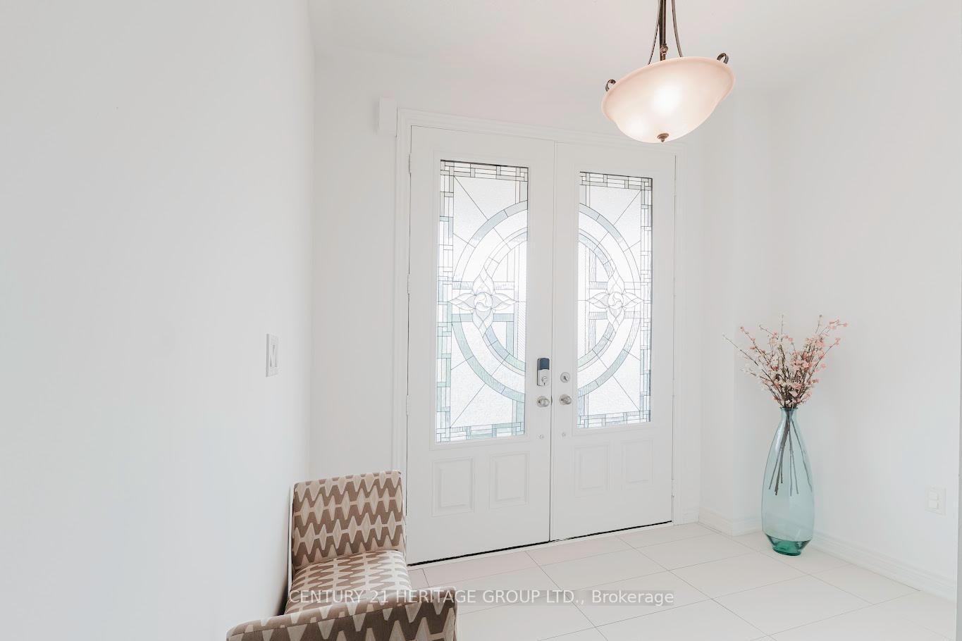Property Photo: 717 Yarfield Crescent ON L3X 1C5