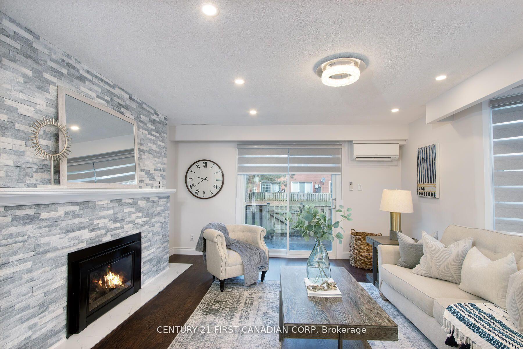 19 Arbour Glen Crescent  London East ON N5Y 1Z9 photo