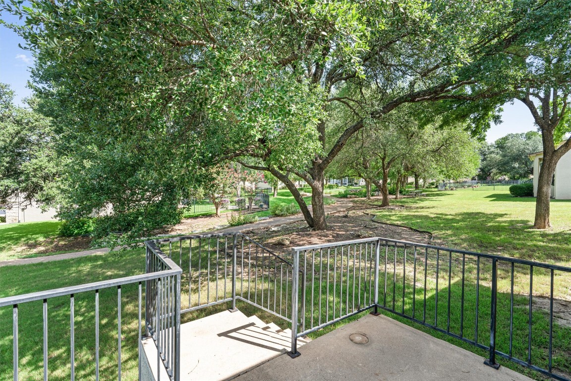 Property Photo:  121 Larkspur Lane  TX 78633 