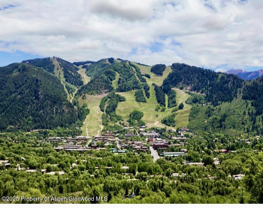 Property Photo:  804 Hunter Creek Road  CO 81611 