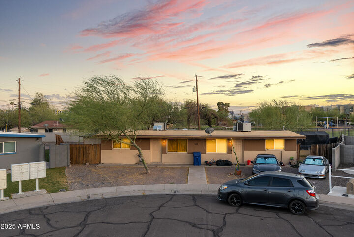 Property Photo:  920 S Kenwood Circle  AZ 85281 
